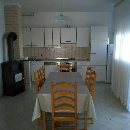 Appartement Lucija *
