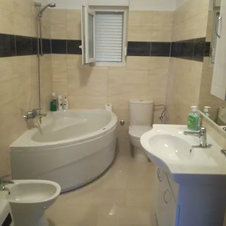 Lucija Apartman Zára