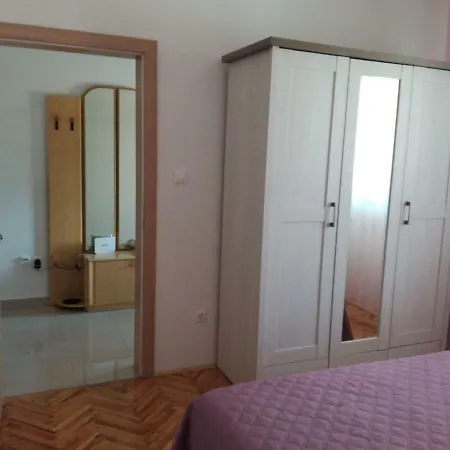 Apartman Lucija